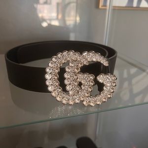 Size 90 Gucci belt.. Brand new